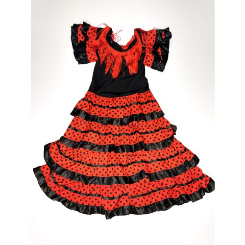 Jelmeznek való ruha (128/140)