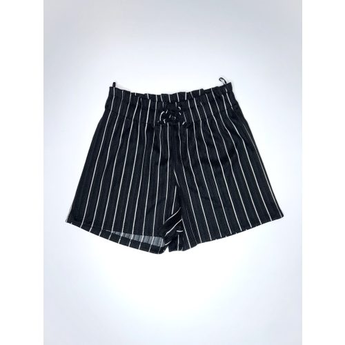 C&A lenge rövidnadrág (134)