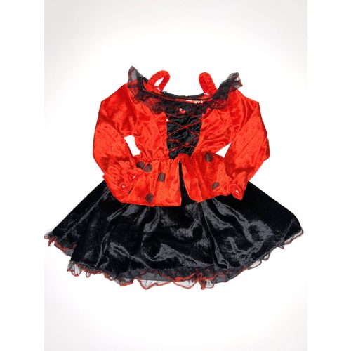 Katica jelmez (98/110)