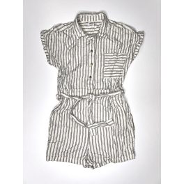 Page one Young playsuit (146/152)