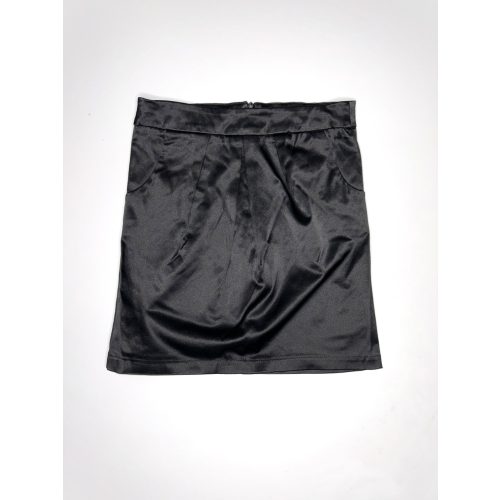 Szatén szoknya (140)